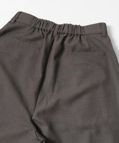 KBF（ケイビーエフ）の「タックデザインスラックス（その他パンツ・レディース・ブラック/ブラウン系その他/グレー・36/38）」の8枚目の写真