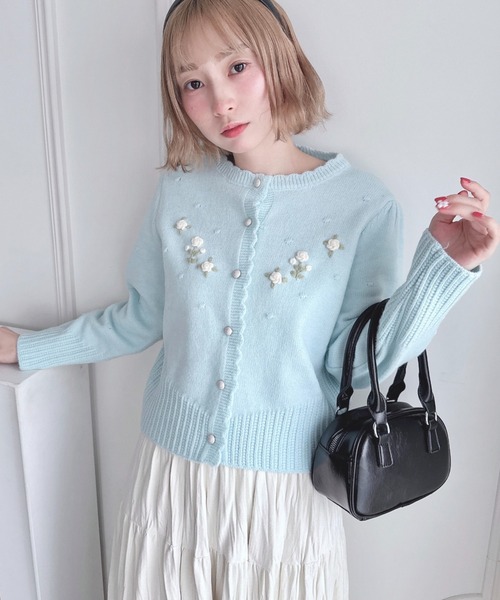 Loueme（ルエム）の「ローズ刺繍ニットカーディガン（カーディガン/ボレロ・レディース・イエロー/アイボリー/ライトブルー/グレー・FREE）」の3枚目の写真
