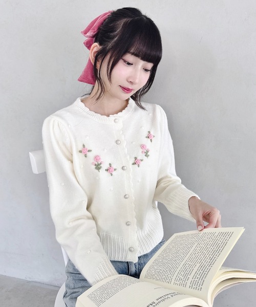 Loueme（ルエム）の「ローズ刺繍ニットカーディガン（カーディガン/ボレロ・レディース・イエロー/アイボリー/ライトブルー/グレー・FREE）」の5枚目の写真