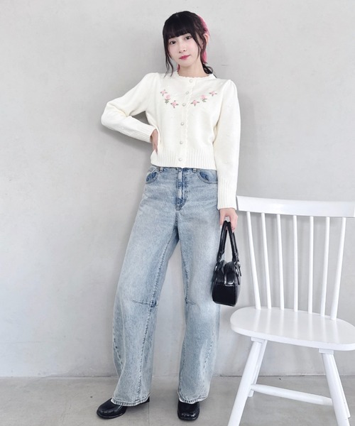 Loueme（ルエム）の「ローズ刺繍ニットカーディガン（カーディガン/ボレロ・レディース・イエロー/アイボリー/ライトブルー/グレー・FREE）」の13枚目の写真