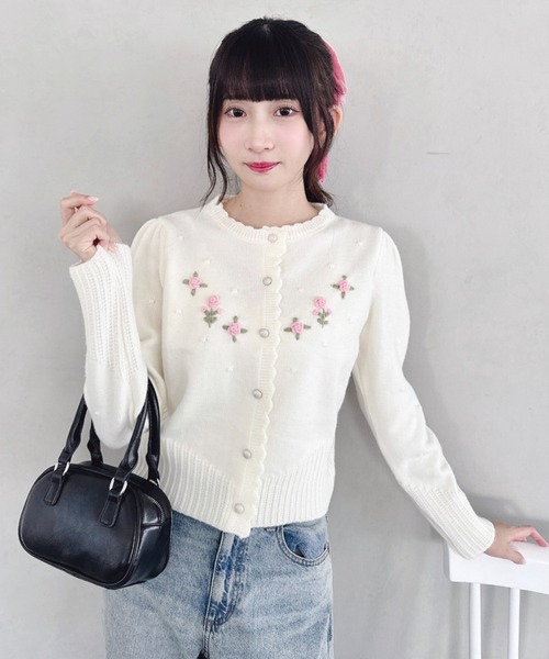 Loueme（ルエム）の「ローズ刺繍ニットカーディガン（カーディガン/ボレロ・レディース・イエロー/アイボリー/ライトブルー/グレー・FREE）」の19枚目の写真