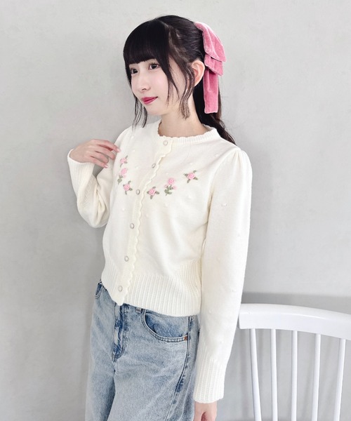 Loueme（ルエム）の「ローズ刺繍ニットカーディガン（カーディガン/ボレロ・レディース・イエロー/アイボリー/ライトブルー/グレー・FREE）」の17枚目の写真