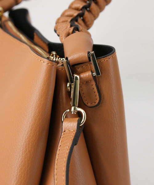 MARCO BIANCHINI（マルコビアンチーニ）の「ＭＡＲＣＯネジリハンドル（ショルダーバッグ・レディース・キャメル・FREE）」の14枚目の写真