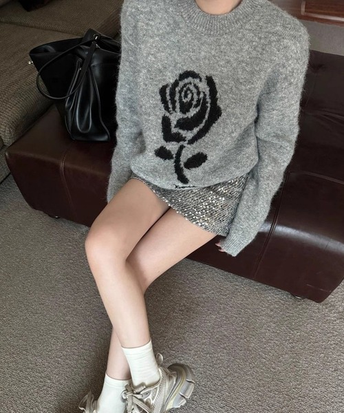 Lace Ladies(レースレディース)の「配色 ローズ柄 シャギー ニット プルオーバー(ニット/セーター・レディース・グレー/ピンク・FREE)」の7枚目の写真
