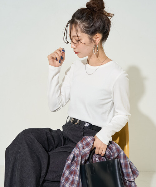 FREAK'S STORE（フリークスストア）の「限定展開　ヘビーウェイト ロングスリーブ Tシャツ（Tシャツ/カットソー・レディース・オフホワイト/ブラック/ブラウン/ワイン/ネイビー・MEDIUM/SMALL/LARGE）」の11枚目の写真