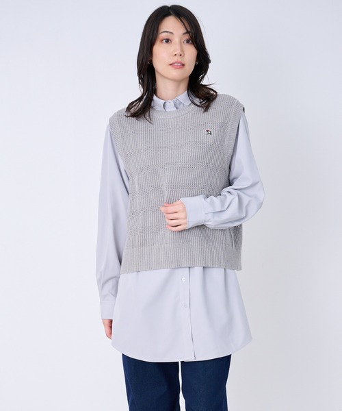 Arnold Palmer(アーノルドパーマー)の「ニットベスト + シャツチュニック レイヤードセット(アンサンブル・レディース・グレー/アイボリー/ネイビー・L/M/S)」の3枚目の写真
