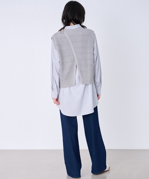 Arnold Palmer(アーノルドパーマー)の「ニットベスト + シャツチュニック レイヤードセット(アンサンブル・レディース・グレー/アイボリー/ネイビー・L/M/S)」の11枚目の写真