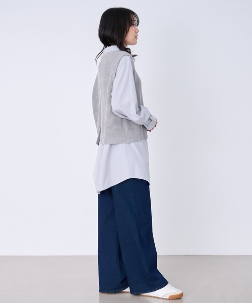 Arnold Palmer(アーノルドパーマー)の「ニットベスト + シャツチュニック レイヤードセット(アンサンブル・レディース・グレー/アイボリー/ネイビー・L/M/S)」の6枚目の写真