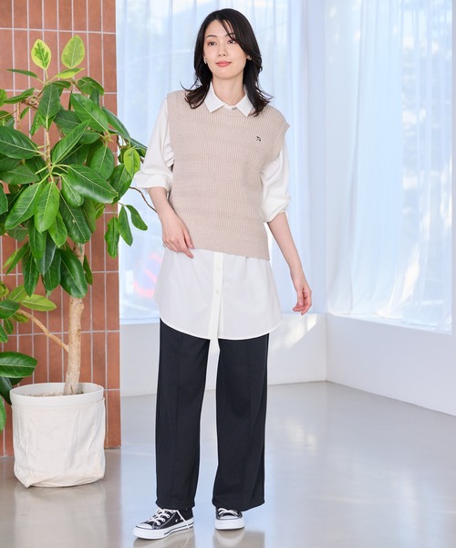 Arnold Palmer(アーノルドパーマー)の「ニットベスト + シャツチュニック レイヤードセット(アンサンブル・レディース・グレー/アイボリー/ネイビー・L/M/S)」の5枚目の写真