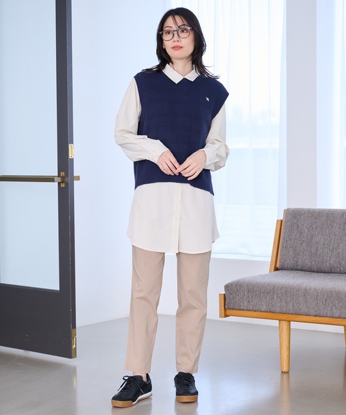 Arnold Palmer(アーノルドパーマー)の「ニットベスト + シャツチュニック レイヤードセット(アンサンブル・レディース・グレー/アイボリー/ネイビー・L/M/S)」の7枚目の写真