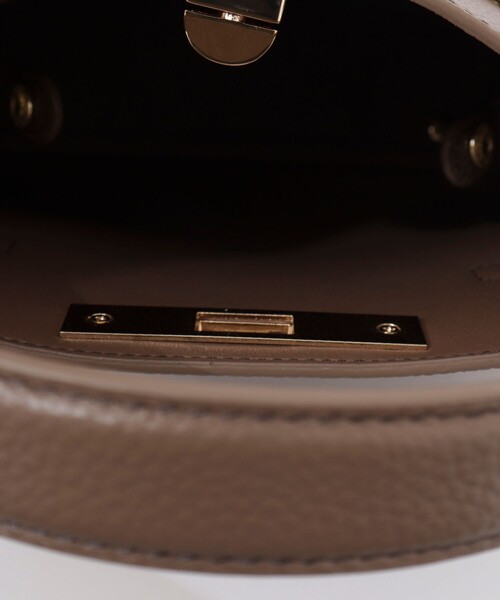 NOLLEY’S（ノーリーズ）の「HINERI Sバッグ（ショルダーバッグ・レディース・ブラック/ロイヤルブルー/ピンク/ベージュ/ブラウン・FREE）」の20枚目の写真