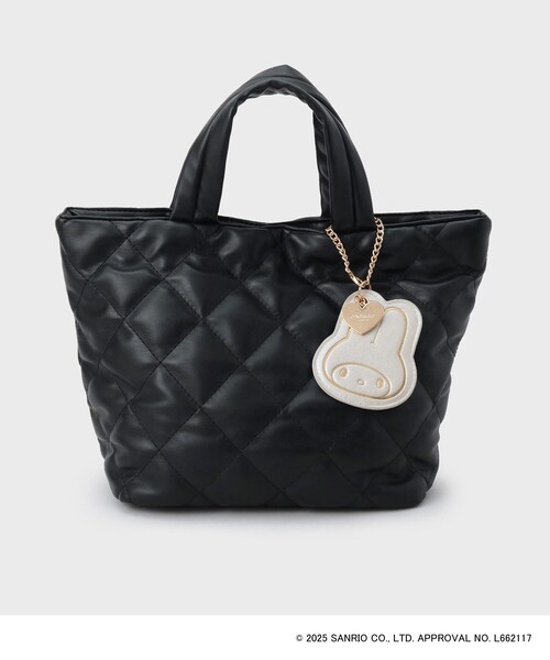 sanrio（サンリオ）の「【マイメロディ】キルティングミドルトートバッグ（トートバッグ・レディース・ブラック/アイボリー/ピンク系9・00）」の2枚目の写真