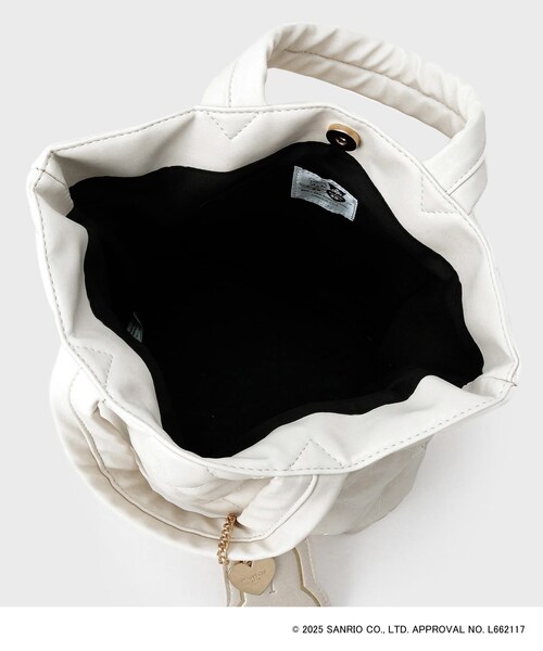 sanrio（サンリオ）の「【マイメロディ】キルティングミドルトートバッグ（トートバッグ・レディース・ブラック/アイボリー/ピンク系9・00）」の9枚目の写真