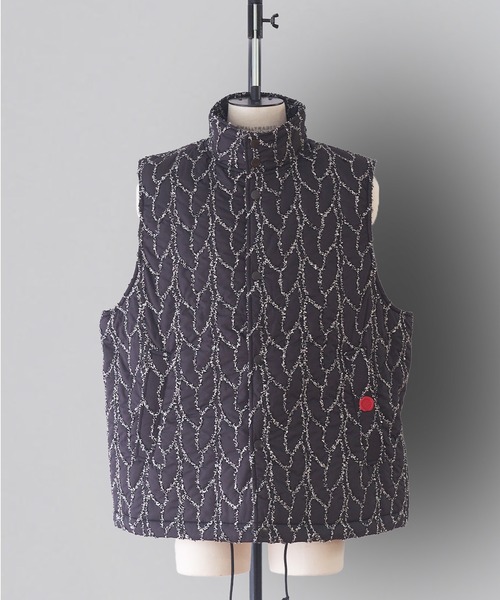 SHINYAKOZUKA 24ssベスト SHINYAKOZUKA（シンヤコヅカ）の「【SHINYA KOZUKA】 SLEEVELESS COAT