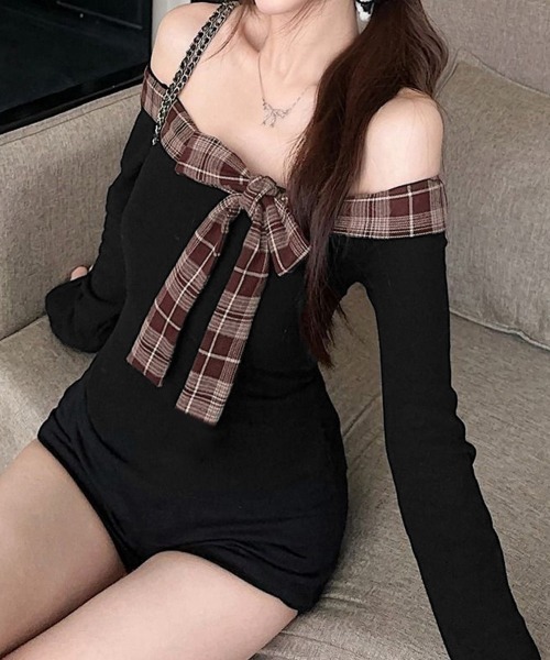 Miniministore(ミニミニストア)の「オフショルダー長袖Tシャツチェックリボン(Tシャツ/カットソー・レディース・グレイッシュベージュ/ブラック・FREE)」の5枚目の写真