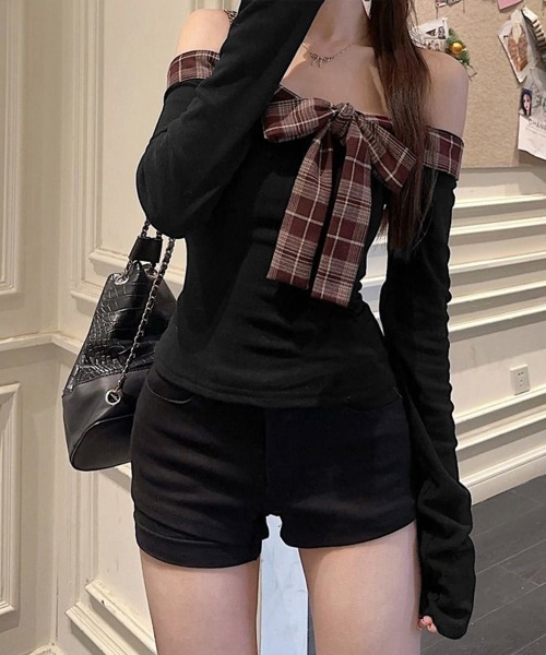 Miniministore(ミニミニストア)の「オフショルダー長袖Tシャツチェックリボン(Tシャツ/カットソー・レディース・グレイッシュベージュ/ブラック・FREE)」の6枚目の写真