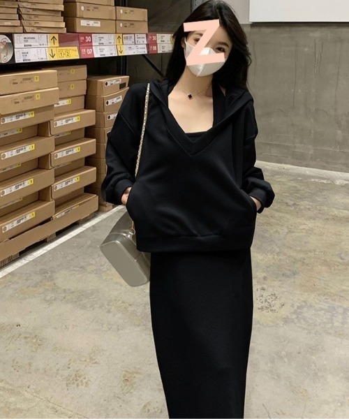 LETee(レティー)の「ホルターネックワンピース&Vプルオーバーセットアップ(セットアップ・レディース・ベージュ/グレー/ブラック・FREE)」の13枚目の写真