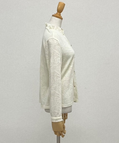 DAY CLOSET(デイ クローゼット)の「【きれいめ 透かし編みニット】長袖 フリルネック スタンドカラー ブラウス レディース(ニット/セーター・レディース・ホワイト/ブラック/アイボリー・M)」の5枚目の写真