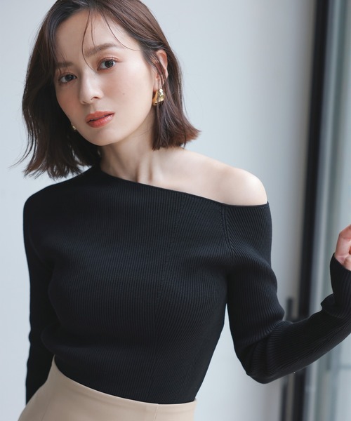 anuans（アニュアンス）の「【ZOZO限定アイテム】アシンメトリーリブニット（ニット/セーター・レディース・アイボリー/ブラック/グレー/バーガンディー・FREE）」の9枚目の写真