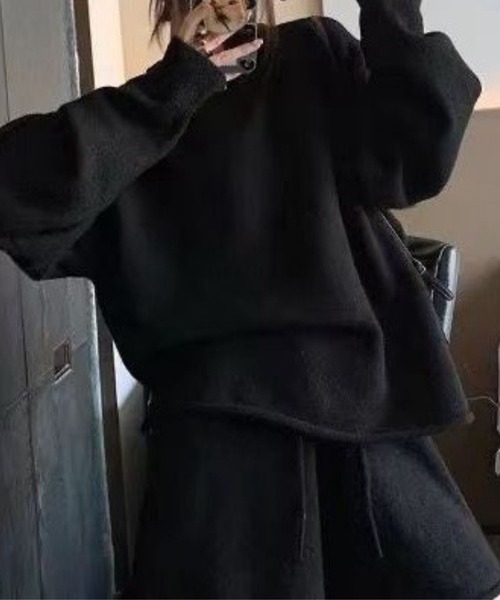 CADBURY(キャドバリー)の「ルーズシルエットニット+ショートパンツセットアップ(ニット/セーター・レディース・グレー/ブラック・FREE)」の4枚目の写真