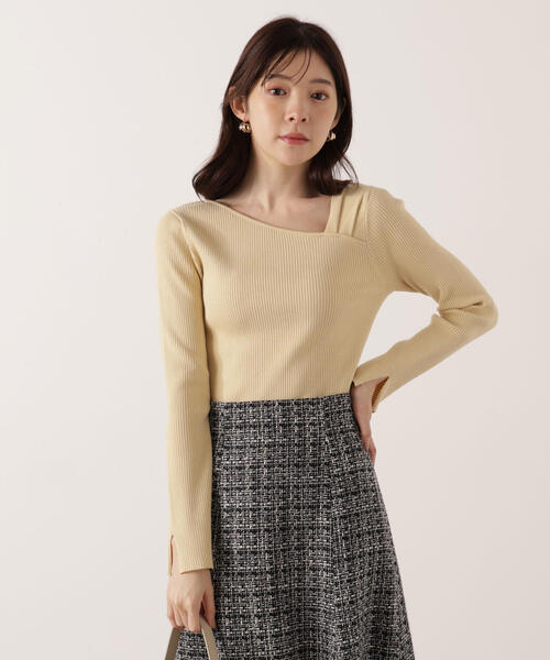 PROPORTION BODY DRESSING(プロポーションボディドレッシング)の「<ウォッシャブル>アシメネックリブニット / 1215270109(ニット/セーター・レディース・ブラック/レッド/ホワイト系その他/イエロー・FREE)」の1枚目の写真