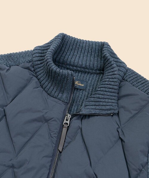 BROOKS BROTHERS(ブルックスブラザーズ)の「ストレッチナイロン/コットンブレンド ニット×キルティング ダウンジャケット(ダウンジャケット/コート・メンズ・ネイビー/ブラウン・LARGE/MEDIUM/SMALL)」の10枚目の写真