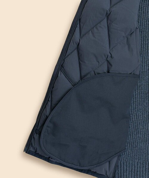 BROOKS BROTHERS(ブルックスブラザーズ)の「ストレッチナイロン/コットンブレンド ニット×キルティング ダウンジャケット(ダウンジャケット/コート・メンズ・ネイビー/ブラウン・LARGE/MEDIUM/SMALL)」の11枚目の写真