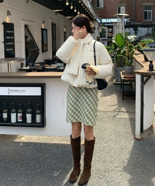 gossip！ロサンゼルス（ゴシップロサンゼルス）の「【Y2Kガーリー】レトロ配色チェックAラインスカート（ミディアム丈）（スカート・レディース・チェック・L/M/S）」の17枚目の写真