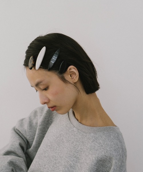 duei(デュイ)の「オーバルベーシックバレッタ(バレッタ/ヘアクリップ・レディース・ブラウン/ホワイト/ブラック・FREE)」の5枚目の写真