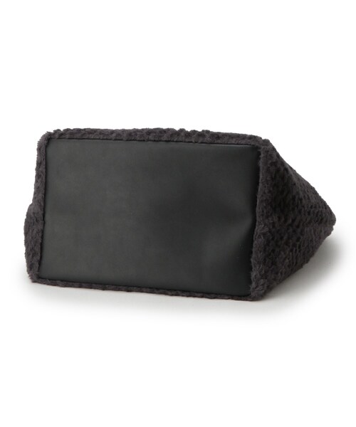 grove（グローブ）の「ポコポコエコファータッセルトート（トートバッグ・レディース・ベージュ/アイボリー/チャコールグレー・00）」の11枚目の写真