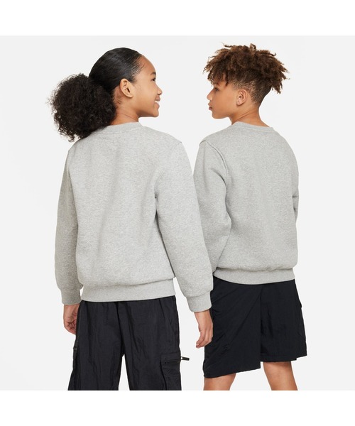 NIKE(ナイキ)の「ナイキ NIKE ナイキ YTH NSW クラブ LBR フリース L/S クルー(スウェット・キッズ・ブラック/ダークグレー・130cm/140cm/150cm/160cm)」の12枚目の写真