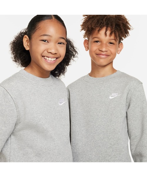 NIKE(ナイキ)の「ナイキ NIKE ナイキ YTH NSW クラブ LBR フリース L/S クルー(スウェット・キッズ・ブラック/ダークグレー・130cm/140cm/150cm/160cm)」の10枚目の写真