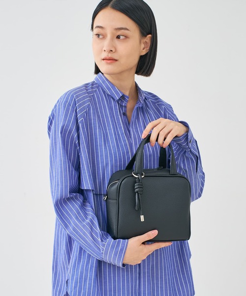 collex(コレックス)の「チャーム付き 2WAYキューブボストン(ボストンバッグ・レディース・ブラック/グレー/イエロー/グリーン・フリー)」の8枚目の写真