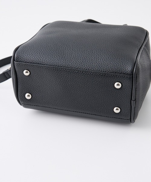 collex(コレックス)の「チャーム付き 2WAYキューブボストン(ボストンバッグ・レディース・ブラック/グレー/イエロー/グリーン・フリー)」の20枚目の写真