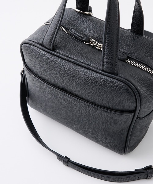 collex(コレックス)の「チャーム付き 2WAYキューブボストン(ボストンバッグ・レディース・ブラック/グレー/イエロー/グリーン・フリー)」の21枚目の写真