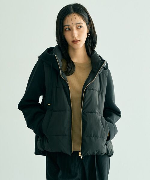 YECCA VECCA（イェッカヴェッカ）の「中綿×カットボンディングZIPフーディー（その他アウター・レディース・グレイッシュベージュ/ブラック・FREE）」の5枚目の写真