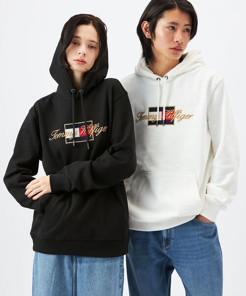 TOMMY HILFIGER（トミーヒルフィガー）の「【オンライン限定】ゴールドエンブロイダーフーディー（パーカー・メンズ・ブラック/ホワイト・SMALL/X-LARGE/MEDIUM/LARGE）」の6枚目の写真