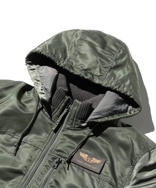 Valley Apparel(バレーアパレル)の「フーデッドリブフライトナイロンジャケット/フライトジャケット(ミリタリージャケット・メンズ・ネイビー/ダークグレー/シルバー/ブラック/グレー系その他・SMALL/MEDIUM/LARGE/X-LARGE)」の9枚目の写真