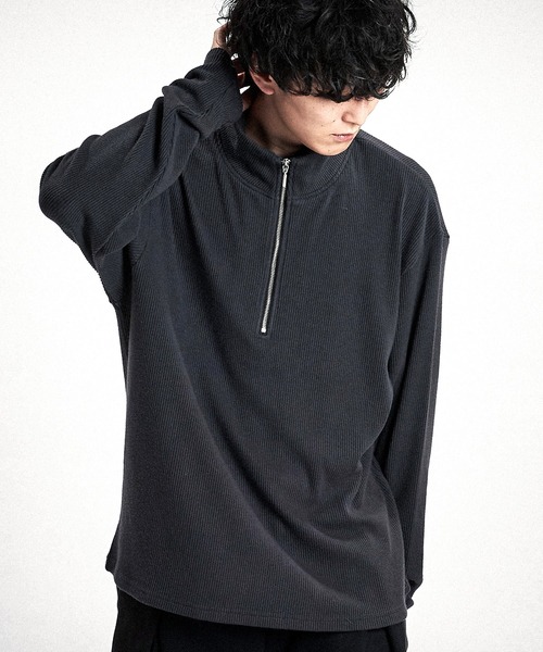 NO ID.(ノーアイディ)の「【NO ID.】Rib Half-Zip Big Pullover / テレコ ハーフ ジップ ビッグ プルオーバー(Tシャツ/カットソー・メンズ・ホワイト/グレー/ブラック・1/2)」の3枚目の写真