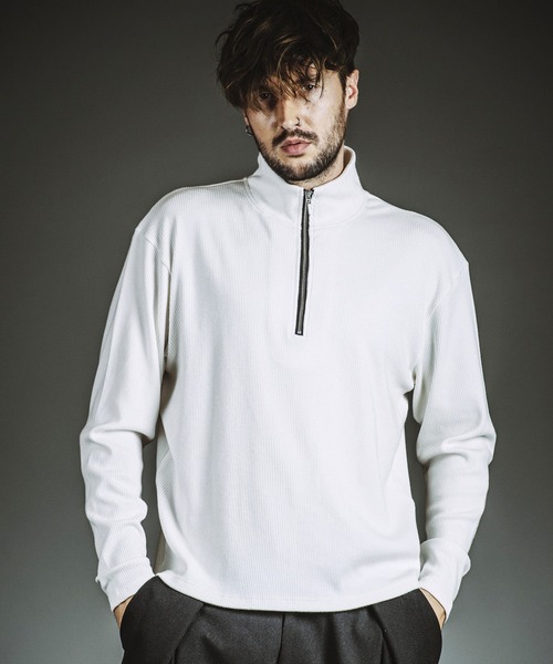 NO ID.(ノーアイディ)の「【NO ID.】Rib Half-Zip Big Pullover / テレコ ハーフ ジップ ビッグ プルオーバー(Tシャツ/カットソー・メンズ・ホワイト/グレー/ブラック・1/2)」の4枚目の写真
