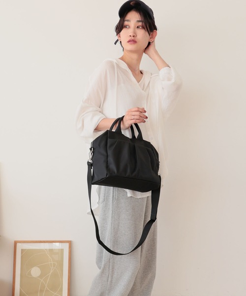 T・S・L(ティーエスエル)の「ギャザーポケット2WAYボストンバッグ(ボストンバッグ・レディース・グレー/ブラック/ベージュ・FREE)」の21枚目の写真