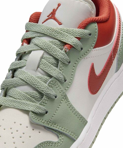 セール】エア ジョーダン 1 LOW ジュニアシューズ / Air Jordan 1 Low