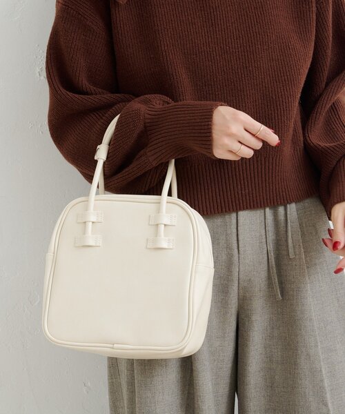 Kastane（カスタネ）の「【一部店舗限定/レザー&スエード/4色展開】B スクエアベーシックBAG（ハンドバッグ・レディース・ブラック/アイボリー/ブラウン/キャメル・FREE）」の21枚目の写真