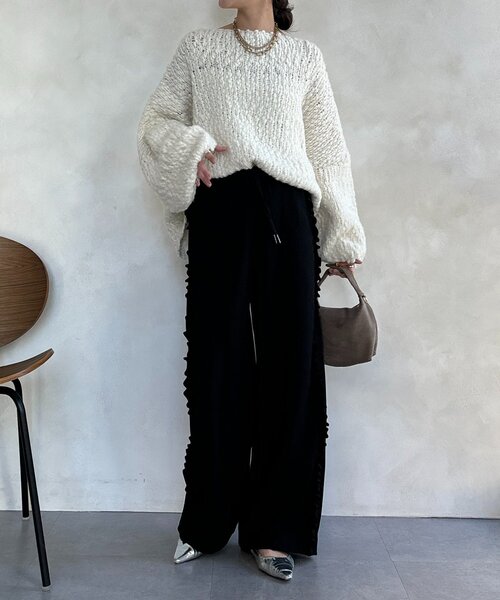 DouDou(ドゥドゥ)の「【WEB限定】カットジョーゼットサイドフリルパンツ(その他パンツ・レディース・ブラック/チャコールグレー/グレイッシュベージュ・FREE)」の6枚目の写真