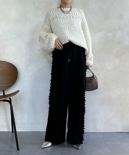 DouDou(ドゥドゥ)の「【WEB限定】カットジョーゼットサイドフリルパンツ(その他パンツ・レディース・ブラック/チャコールグレー/グレイッシュベージュ・FREE)」の7枚目の写真