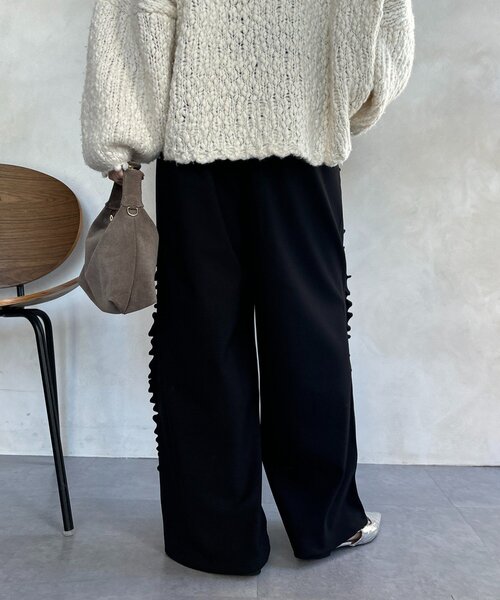DouDou(ドゥドゥ)の「【WEB限定】カットジョーゼットサイドフリルパンツ(その他パンツ・レディース・ブラック/チャコールグレー/グレイッシュベージュ・FREE)」の11枚目の写真