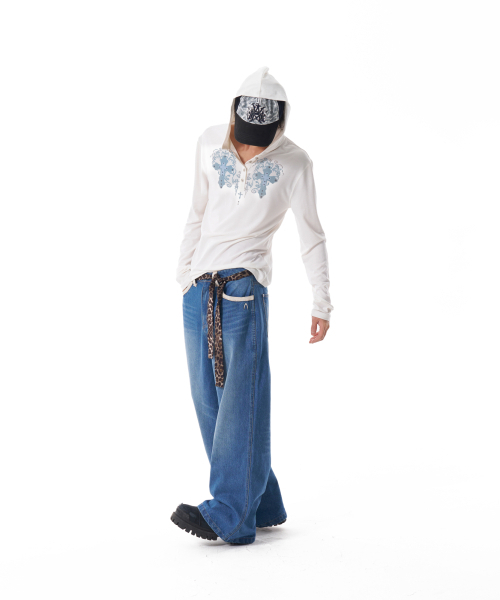 AAKAM（アーカム）の「Studded CROS2 Hooded Long Sleeve (White)（Tシャツ/カットソー・レディース・その他・1）」の7枚目の写真