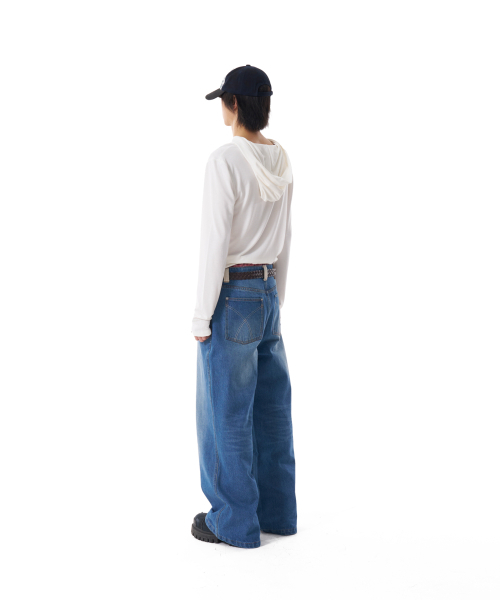 AAKAM（アーカム）の「Studded CROS2 Hooded Long Sleeve (White)（Tシャツ/カットソー・レディース・その他・1）」の8枚目の写真