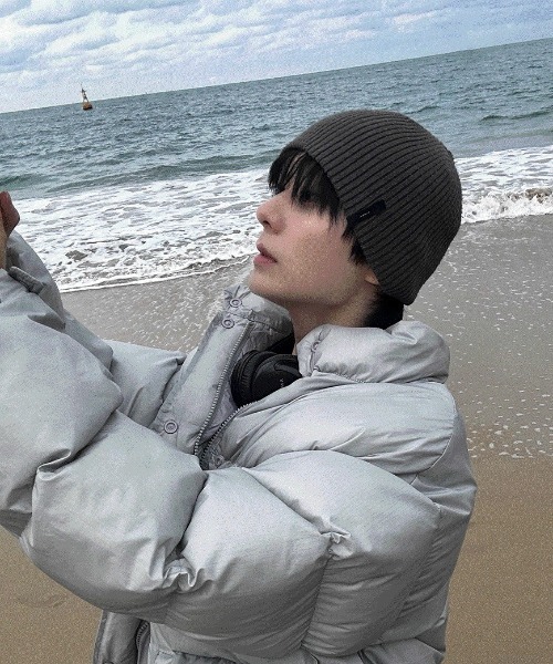 COSYHARU（コシハル）の「キオフコシハルパディングジャケット（ダウンジャケット/コート・メンズ・ブラック/グレー・FREE）」の4枚目の写真