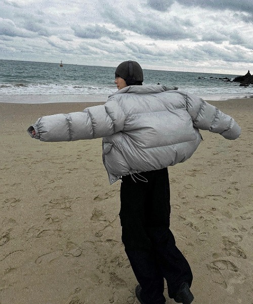 COSYHARU（コシハル）の「キオフコシハルパディングジャケット（ダウンジャケット/コート・メンズ・ブラック/グレー・FREE）」の7枚目の写真